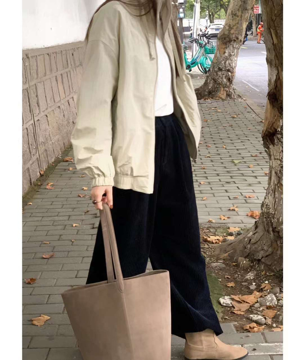 Bella Urban Chic Puff-Sleeved Bomber Jacket